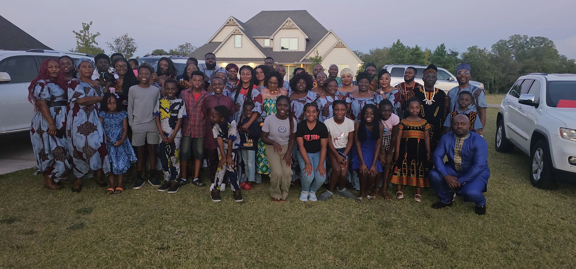 Ngemba Oklahoma members and their children gathered in traditional attire